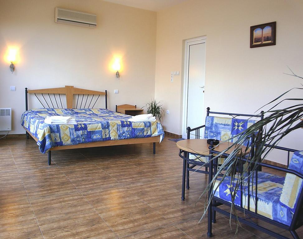 Central Family Hotel Хасково Номер фото