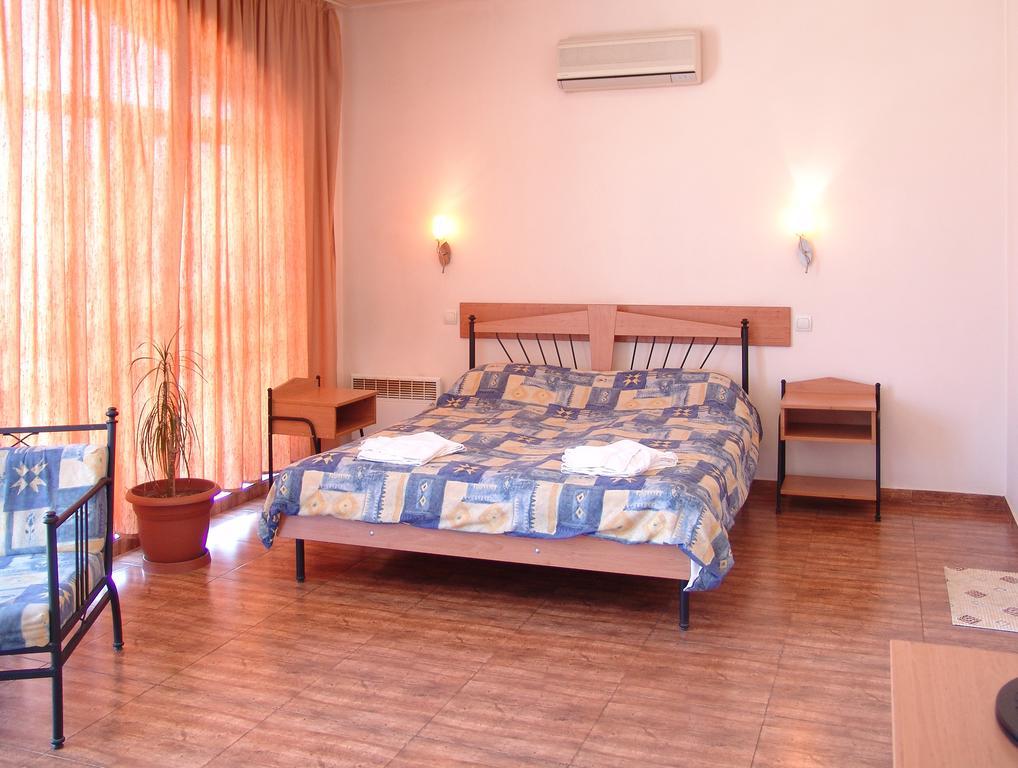 Central Family Hotel Хасково Номер фото